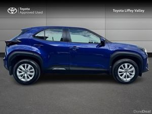 Toyota Yaris Cross YARIS CROSS LUNA HYBRID - Image 3