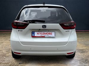 Honda Fit 1.5 HYBRID AUTOMATIC - CRUISE CONTROL - - Image 4
