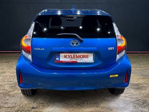 Toyota Aqua 1.5 HYBRID S MODEL - TOYOTA SAFETY SEN - Image 4