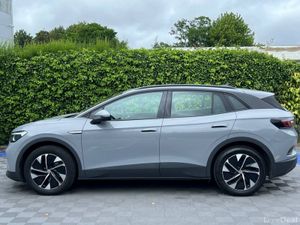 Volkswagen ID.4 PURE LIFE 52KWH // DIAMOND CUT ALL - Image 3