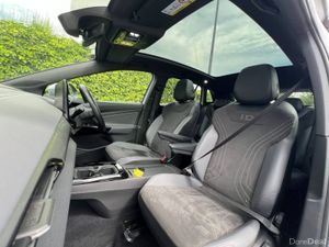 Volkswagen ID.4 PURE 52KWH // PANORAMIC SUNROOF // - Image 2