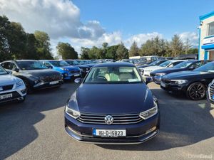 Volkswagen Passat Highline 1.6 TDI M6F 120HP 4DR - Image 3