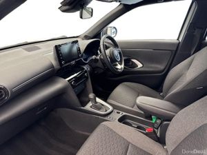 Toyota Yaris Cross 1.5 HYBRID AUTO *LUNA SPORT* €8 - Image 3