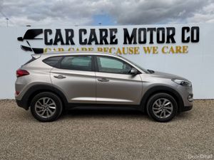 Hyundai Tucson ix35 Executive 5DR - Image 2