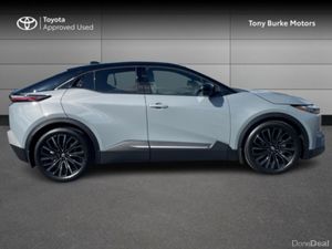 Toyota C-HR PREMIER EDITION- Save EUR 8,000 - Show - Image 3