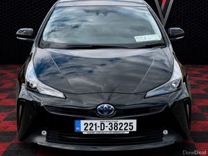 LUXURY TOYOTA PRIUS LEATHER & HEATED SEAT TOP SPEC - Image 3
