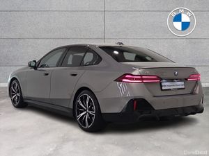 BMW i5 eDrive40 M Sport Pro Saloon - Image 3