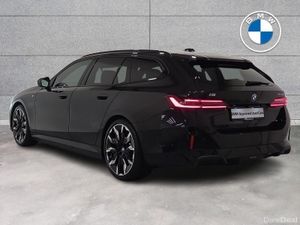 BMW i5 eDrive40 M Sport Pro Touring - Image 3