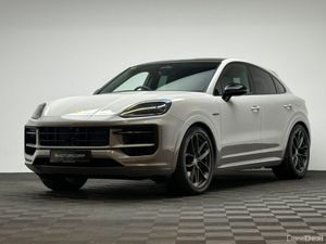 Porsche Cayenne COUPE BLACK EDITION V6 E-HYBRID - Image 3