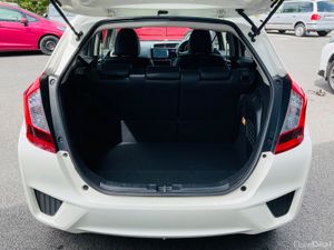 Honda Fit 2015 1.5 Hybrid Automatic - Image 4