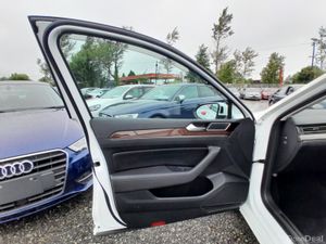 Volkswagen Passat Estate TSI COMFORT LINE - Automa - Image 4