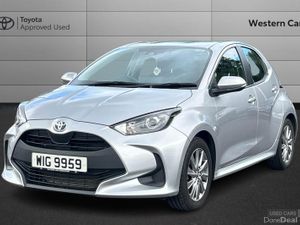 Toyota Yaris 1.5 VVT-h Icon E-CVT Euro 6 (s/s) 5dr - Image 3