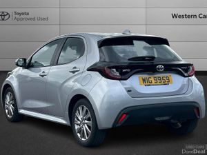 Toyota Yaris 1.5 VVT-h Icon E-CVT Euro 6 (s/s) 5dr - Image 4