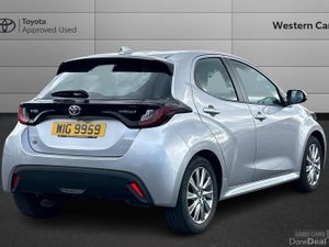 Toyota Yaris 1.5 VVT-h Icon E-CVT Euro 6 (s/s) 5dr - Image 2