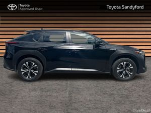 Toyota bZ4X SPORT EV AUTOMATIC // HEATED SEATS & S - Image 3