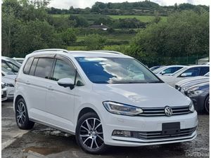 Volkswagen Touran 1.4 L Petrol TSI HIGH LINE - Aut - Image 2