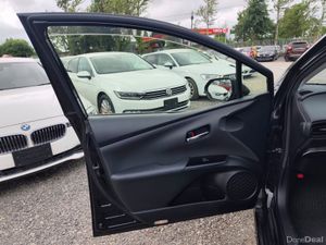 Toyota Prius 1.8L Petrol Hybrid Automatic (3937) - Image 4
