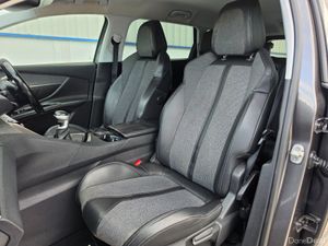 PEUGEOT 5008 2018 HIGH SPEC ALLURE 7 SEATER - Image 4
