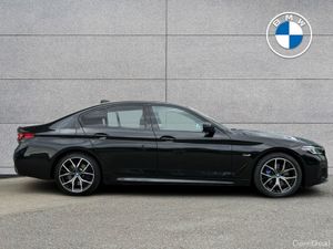 BMW 5-Series 530e M Sport Saloon - Image 3