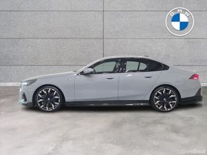 BMW i5 eDrive40 M Sport Pro Saloon - Image 4