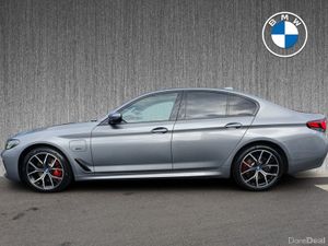 BMW 5-Series 530e M Sport Saloon - Image 4