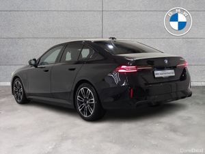BMW 5-Series 530e M Sport Saloon - Image 3