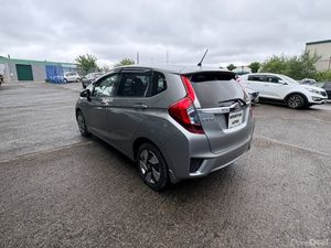 Honda Fit 1.5 Hybrid Petrol 2014 - Image 4