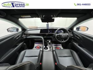 Toyota Crown 4 WD ESTATE, 360 camera, Ultra Low mi - Image 2