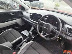 Kia Stonic 1.0 MHEV K3 AUTOMATIC **TINY MILEAGE / - Image 4