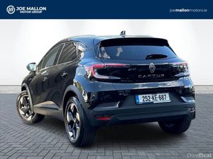 Renault Captur TCe 90 Techno - Image 2