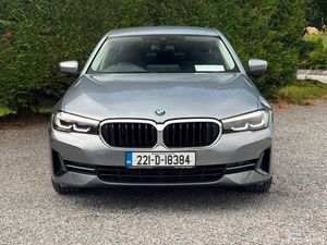 BMW 5-Series 2022 - Image 2