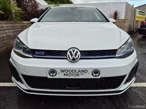 Volkswagen Golf GTE 1.4 TSI PHEV / BASE GRADE SPOR - Image 4