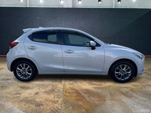 Mazda Demio 1.3 AUTOMATIC - NOBLE CRIMSON EDITION - Image 2
