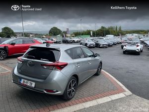Toyota Auris HYBRID LUNA SPORT 4DR AUTO - Image 2