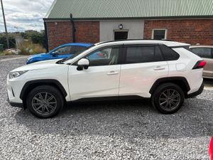 TOYOTA RAV 4 AUTO PETROL HYBRID - Image 2