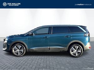 Peugeot 5008 1.5 BlueHDi 130bhp Allure Auto ** 3 x - Image 4