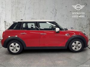 Mini Cooper 5-Door Cooper Classic - Image 3