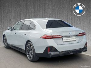 BMW 5-Series 530e M Sport Saloon - Image 3