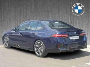BMW 5-Series 530e M Sport Saloon - Image 3