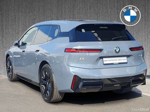 BMW iX xDrive45 M Sport - Image 3