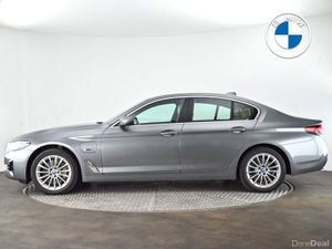 BMW 5-Series 530e SE Saloon - Image 3