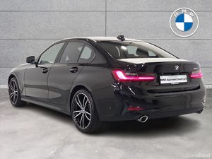 BMW 3-Series 320i SE Saloon - Image 3