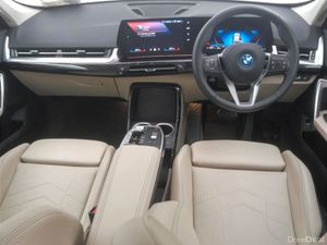 BMW X1 xDrive25e xLine - Image 4