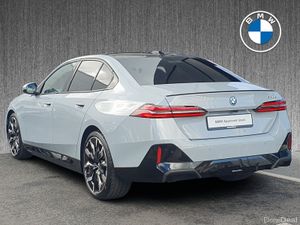BMW 5-Series 530e M Sport Pro Saloon - Image 3