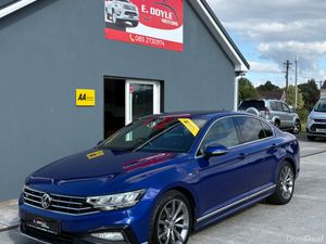 2020 Volkswagen Passat R-Line - Image 4