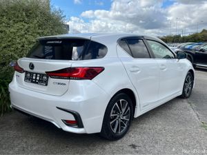 Lexus CT VC AUTOMATIC HYBRID 1.8 PETROL //LOW MILE - Image 4