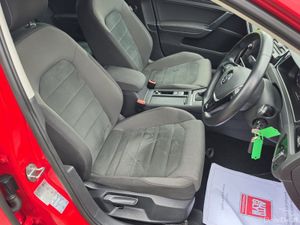 Volkswagen Golf 2019 highline auto - Image 4