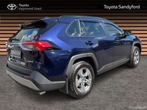 Toyota RAV4 HYBRID AUTO // REAR CAMERA // BLUETOOT - Image 2