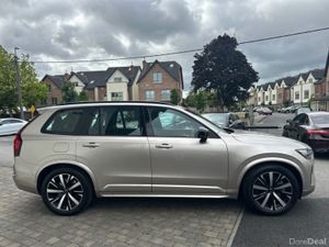 Volvo XC90 XC90 Plus T8 455bhp Low KMS - Image 4
