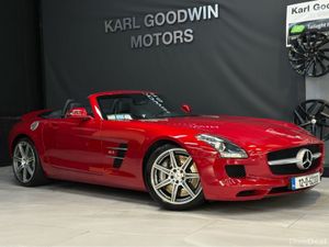 AMG 6.2 V8 AUTO ROADSTER - Image 2